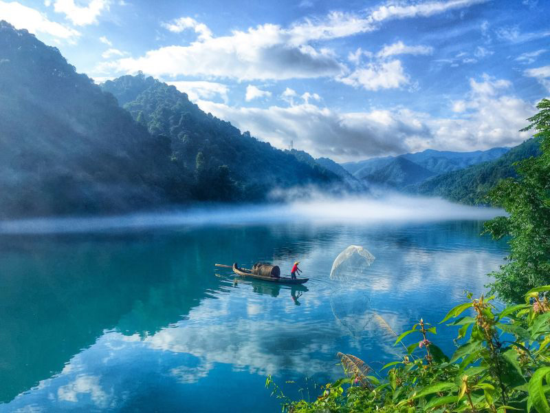 Dongjiang Lake: A pearl in Central China