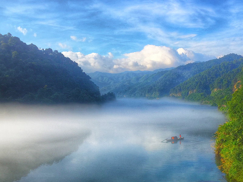 Dongjiang Lake: A pearl in Central China