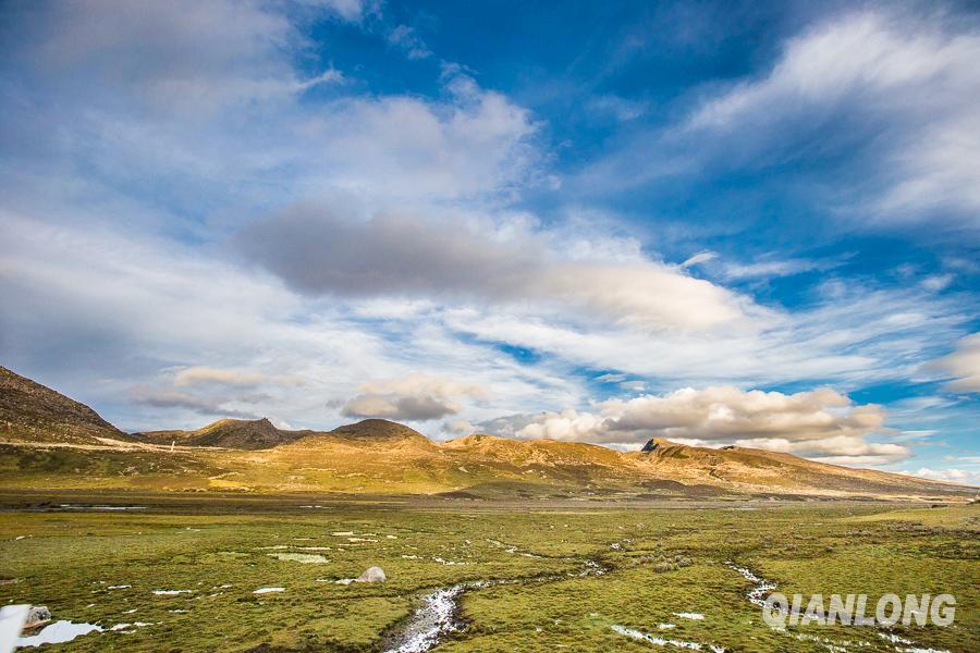 Haizi Mountain in autumn