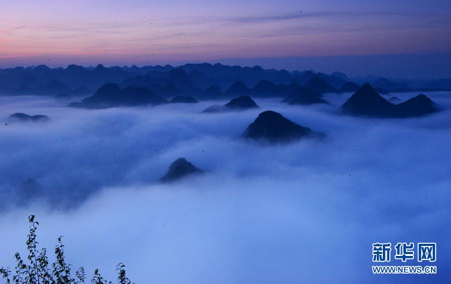 Extraordinary sight of sea of clouds in SW China