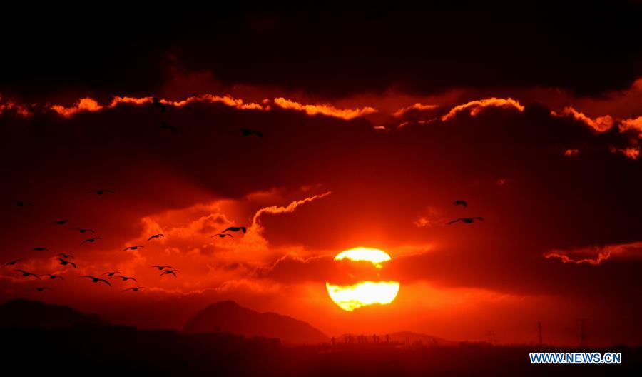 Stunning scenery of crimson clouds in NE China