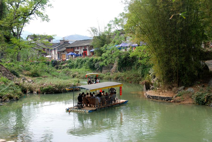 Spring scenery of Huangyao ancient town