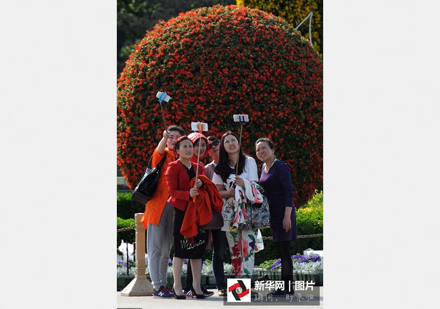 Tiananmen Square decorated as May Day holiday approaches