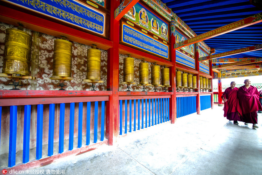 Holy place in Gansu: Labrang Monastery