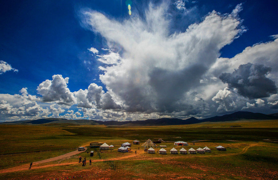 Yushu: Local reception a boon for tourists, locals