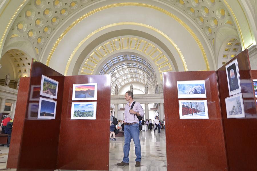 Charming Beijing photo exhibition held in Washington DC