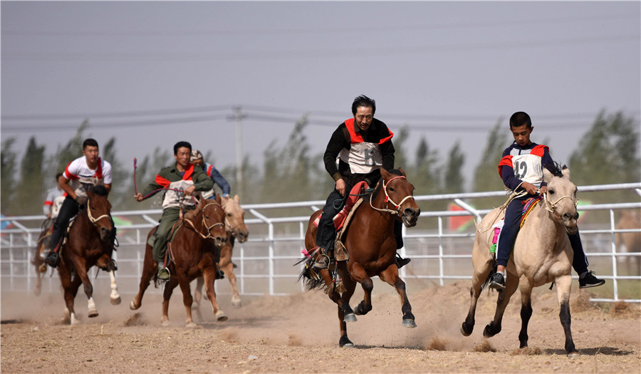 Nadam Fair kicks off in N China's Inner Mongolia