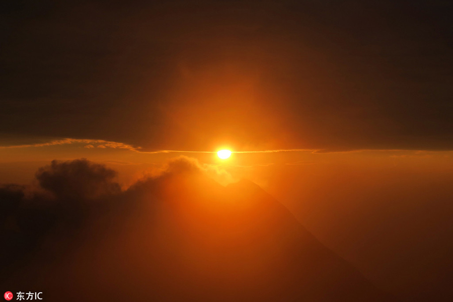 Beautiful sunset scenery in Tai Tung Shan