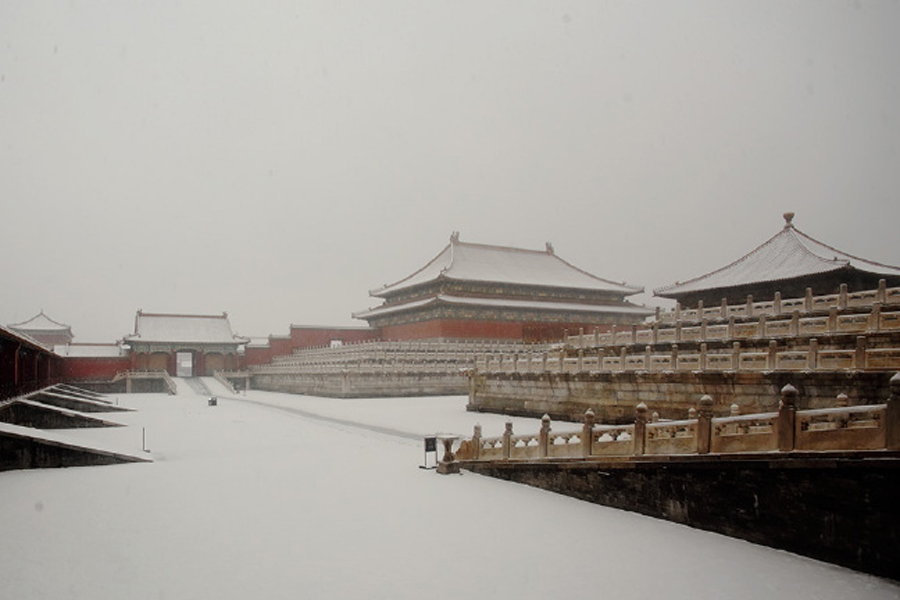 First snow at Forbidden City