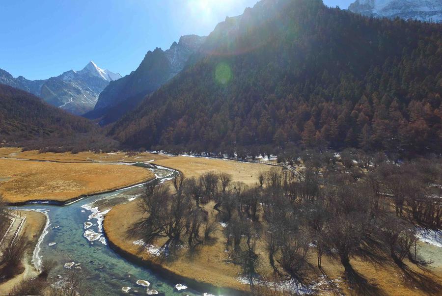 Daocheng Yading, a winter fairyland