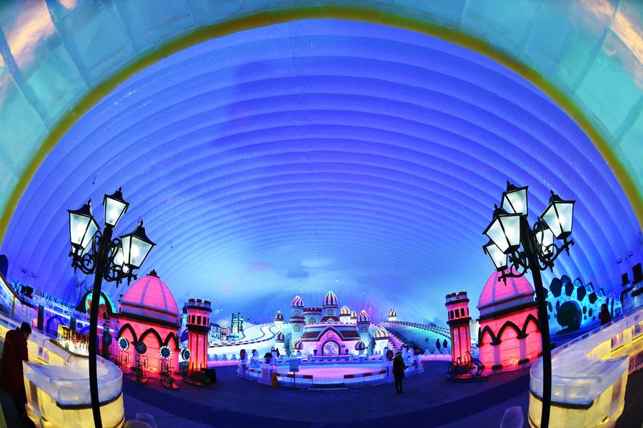 Ice-Snow World Theme Park opens in Harbin