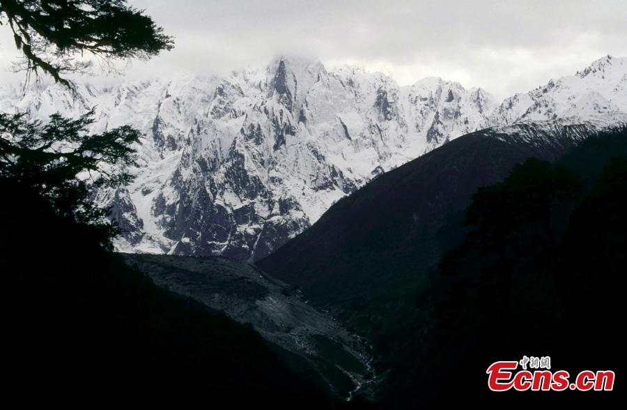 Splendid views of Mount Namjagbarwa in Tibet