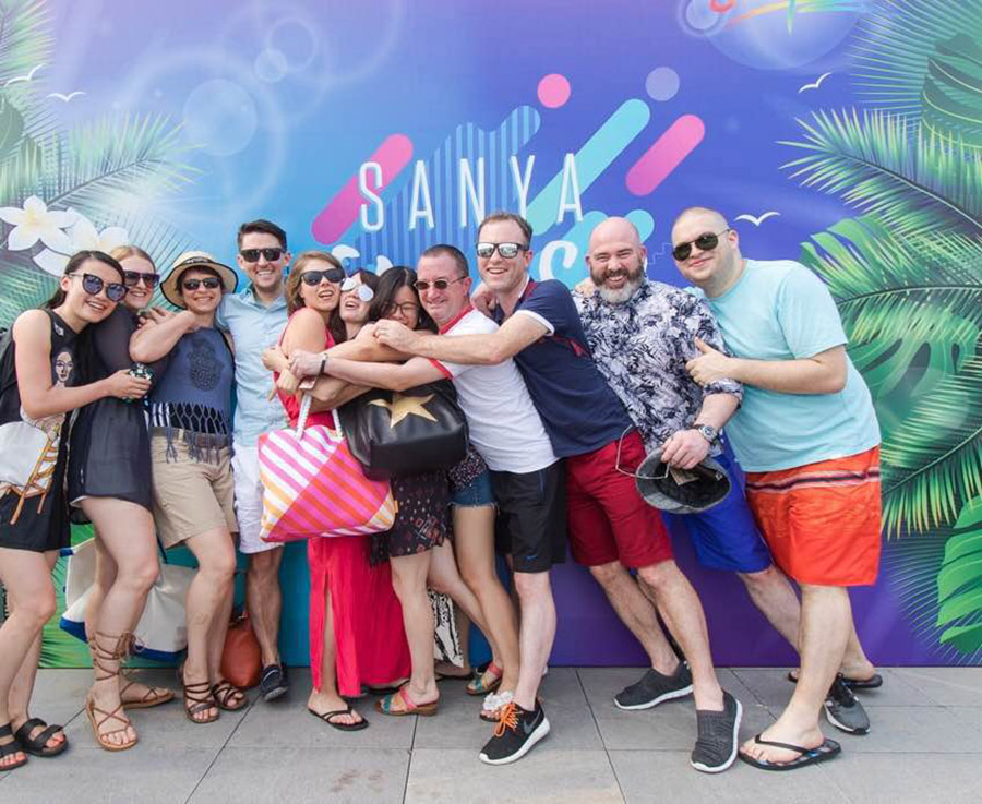 Sanya boosts expat tourism with pool parties