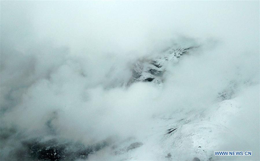 Extraordinary scenery of sea of clouds in NW China's Gansu