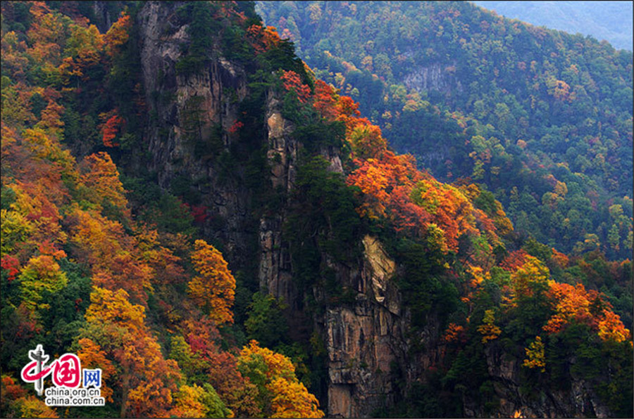 Autumn scenery of Guangwu Mountain in SW China