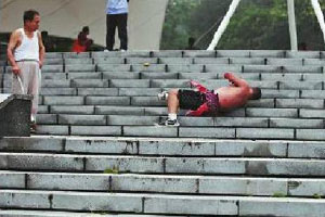 Trending: Rolling down the stairs - a new way to workout?