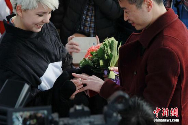 'Panda' proposes to boyfriend