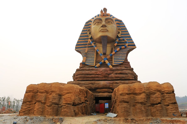 Sphinx pops up in China