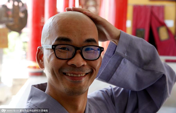 Former millionaire gives up hermit's life to become monk