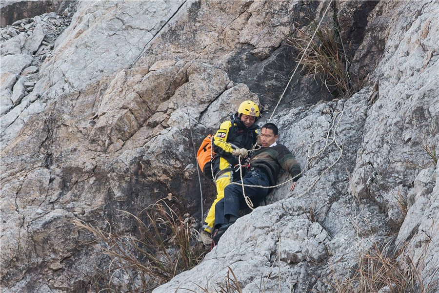 Poet seeking inspiration stranded on cliff for hours