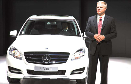 Mercedes-Benz powers through China's west