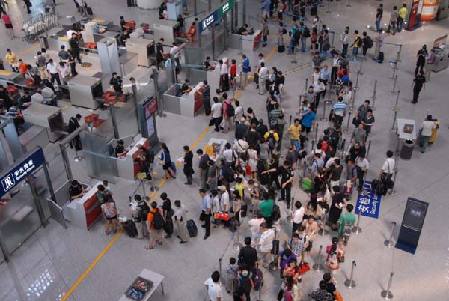 Beijing raises security level at airport