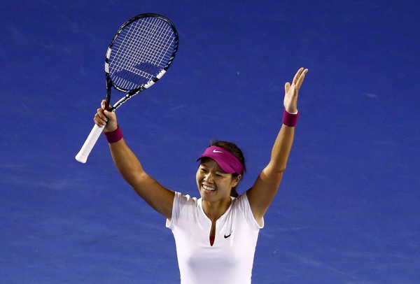 Li Na clinches first Australian Open title