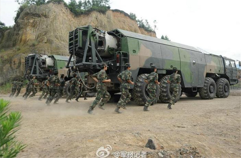 Women's missile unit joins China's army