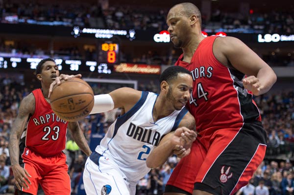 Mavericks edge Raptors 99-92