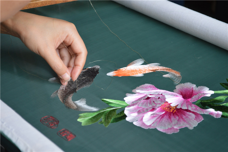 Stunning Shu brocade and embroidery techniques live on in museum