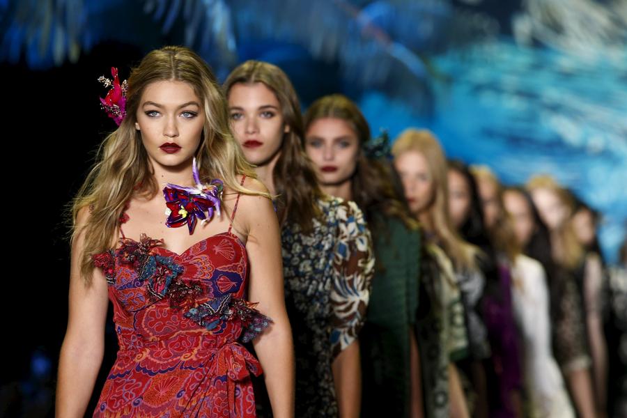 NYFW: Anna Sui Spring/Summer 2016 collection