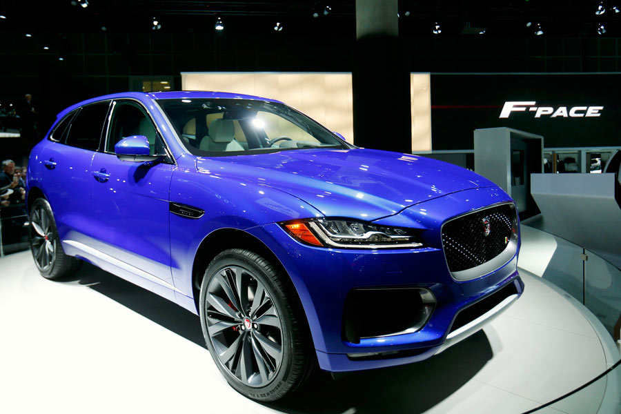 Automakers debut key models at LA Auto Show