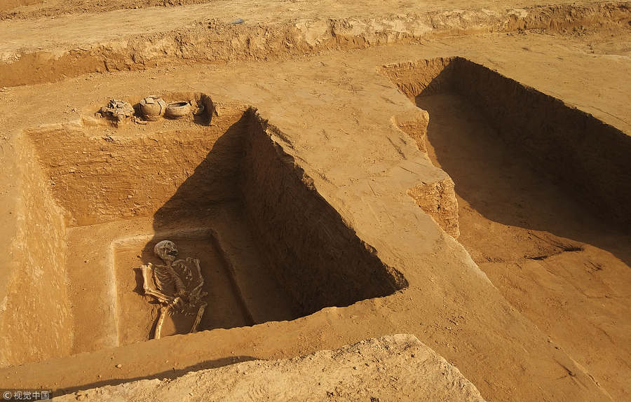 A complex of 73 ancient tombs discovered in Zhengzhou