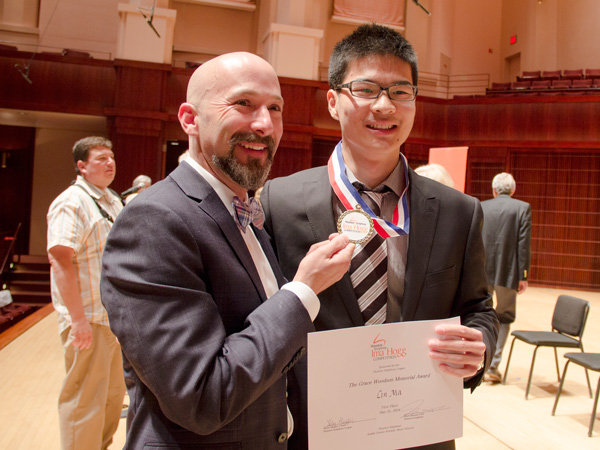 Ma Lin wins Ima Hogg Concerto Competition