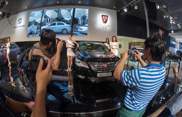 Auto show kicks off in Chongqing