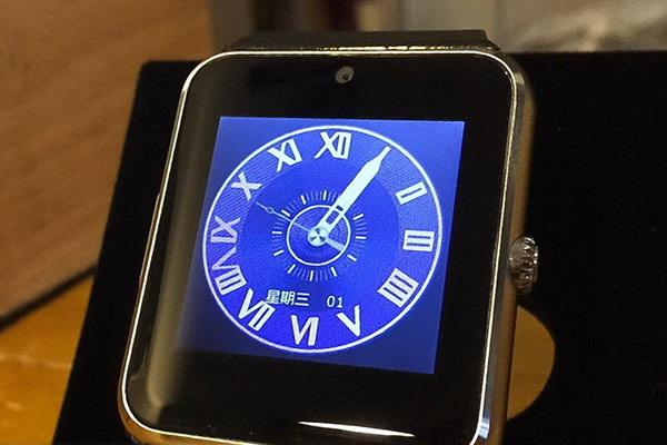 Apple Watch clones clock big hit in market