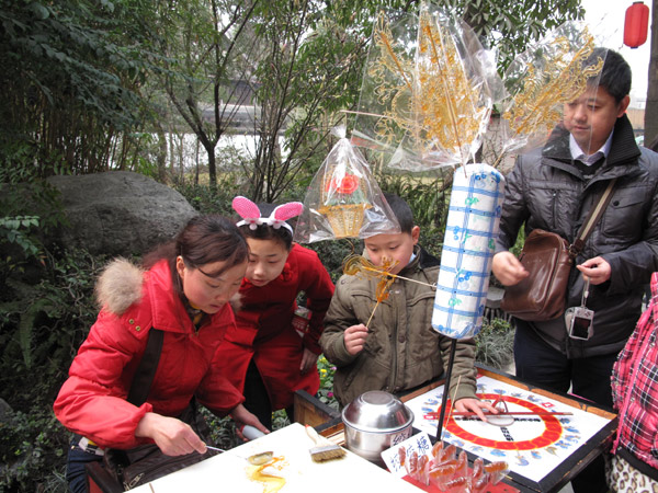 Du Fu Thatched Cottage, a museum of aroma at this time of year