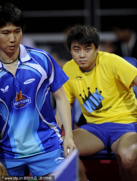 Table tennis: Shakehand, penhold vie for better style