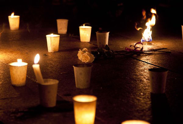 Wenzhou in mourning for train victims