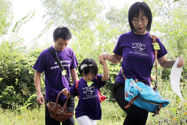 Children take a walk on nature's wild side