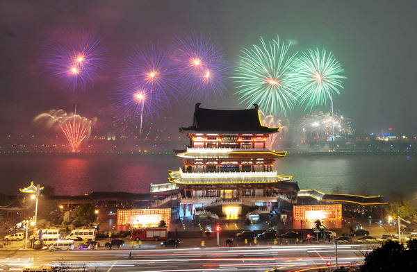 New Year's Eve fireworks across China