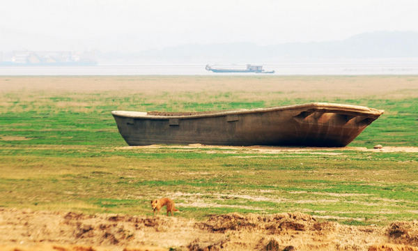 Freshwater lake sees low water level