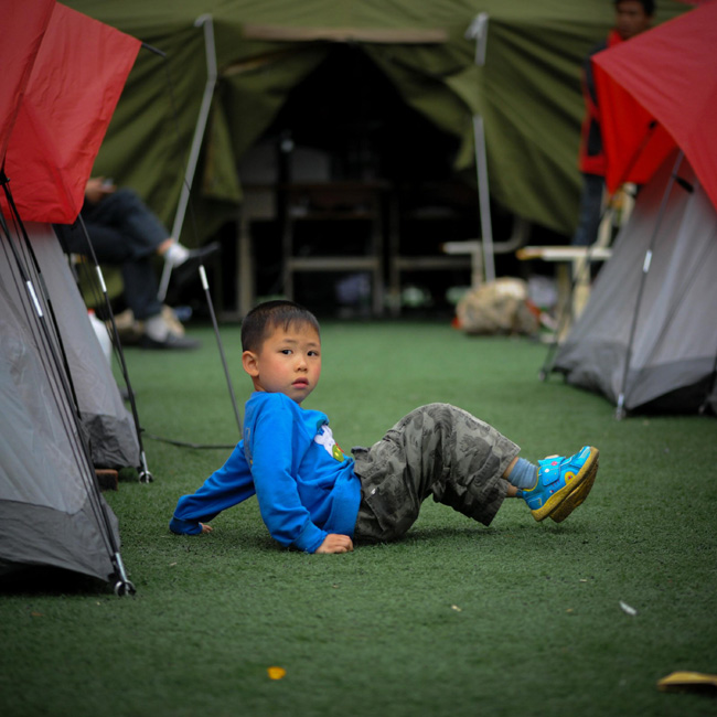 Children in quake-hit areas in Sichuan