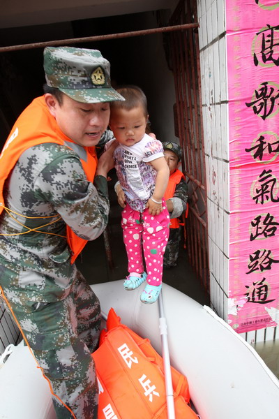 Downpours bombard East China province