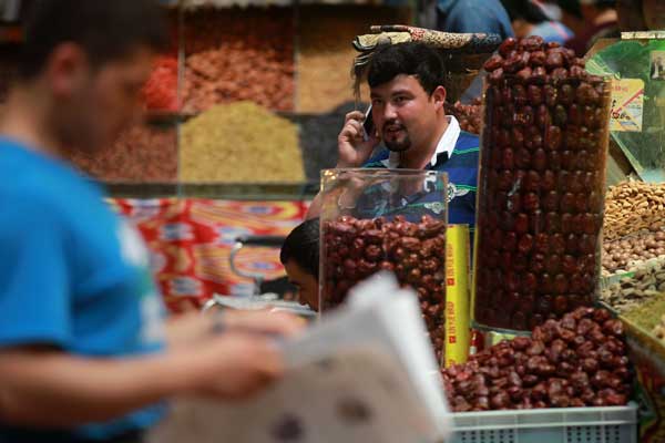 Tourists say they aren't afraid to travel in Xinjiang