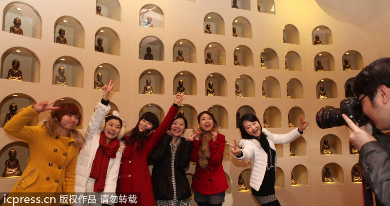 Chocolate theme park opens in Chongqing