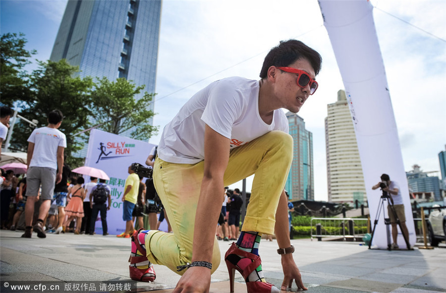 Sparks of high heels in Shenzen