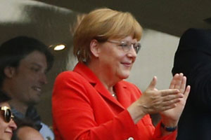 Premier Li meets German Chancellor Merkel in Beijing