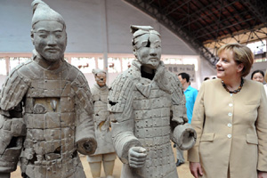 Premier Li meets German Chancellor Merkel in Beijing