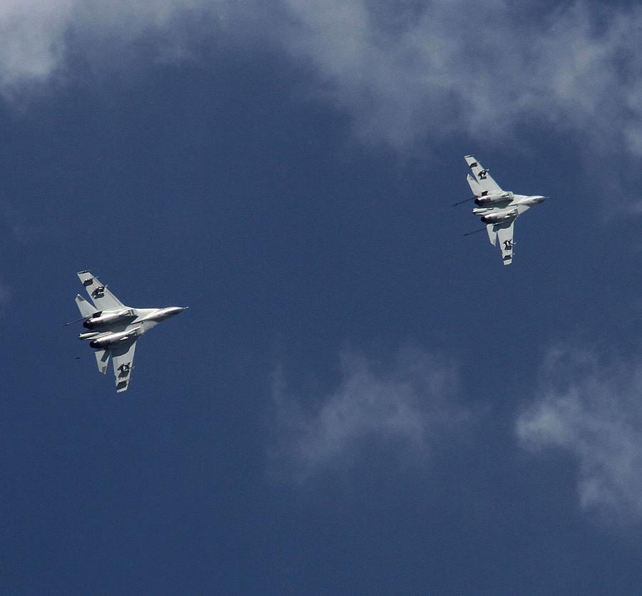 Chinese pilots compete at Russia air force competition